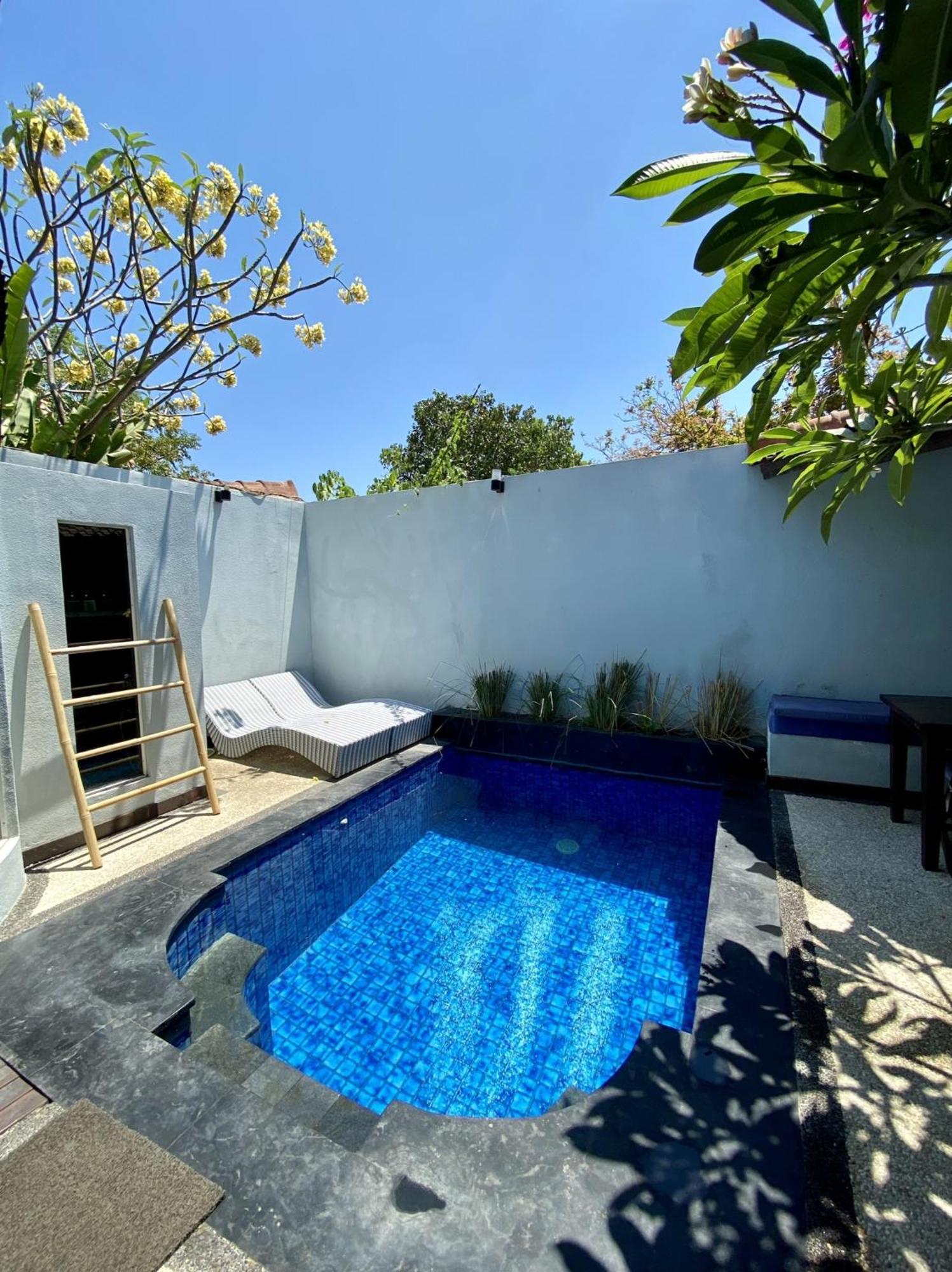 Stay Shark Villas Gili Air Buitenkant foto